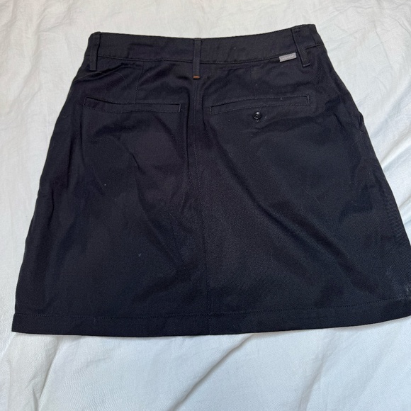 Icebreaker Classic Black Skirt – Women’s 27, Black –Merino Wool - Picture 2 of 3